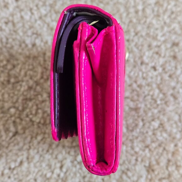 Kate spade scalloped keychain wallet/ card case - Picture 4 of 16